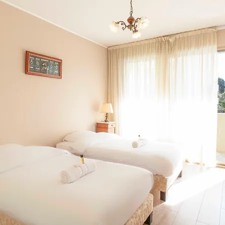 公寓 Cap D'antibes 2 Bdr With Parking Swimming Pool And Ac 昂蒂布